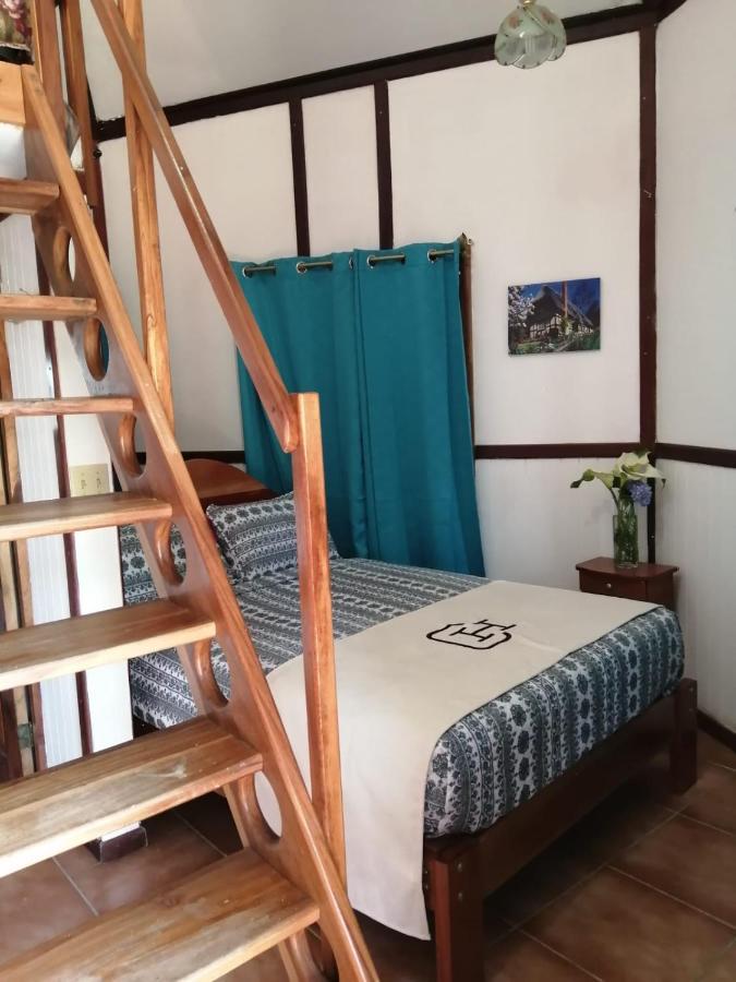 Cabanas Mountain River Lake Inn Нуэва-Калифорния Экстерьер фото
